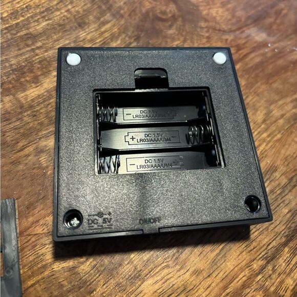 Angel 3D Laser Etched Hologram in Crystal Block with Light Box - Picture 5 of 7